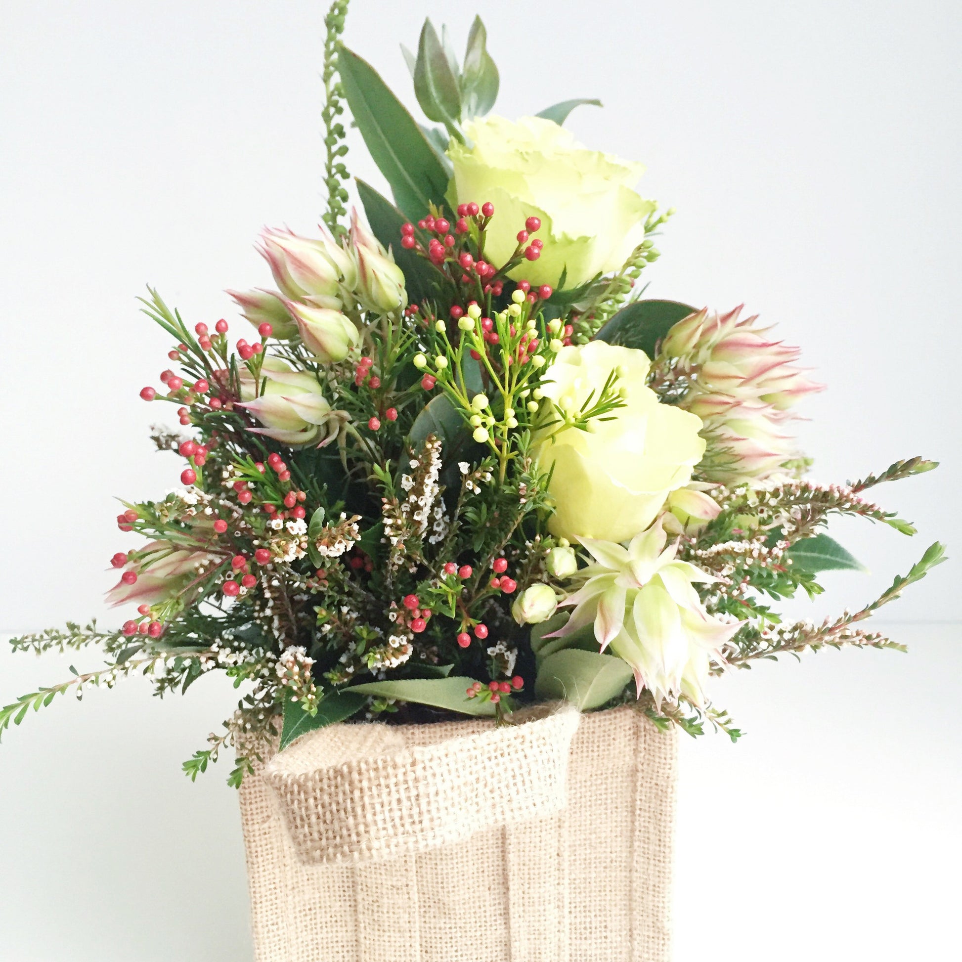 beautiful mini hessian bag